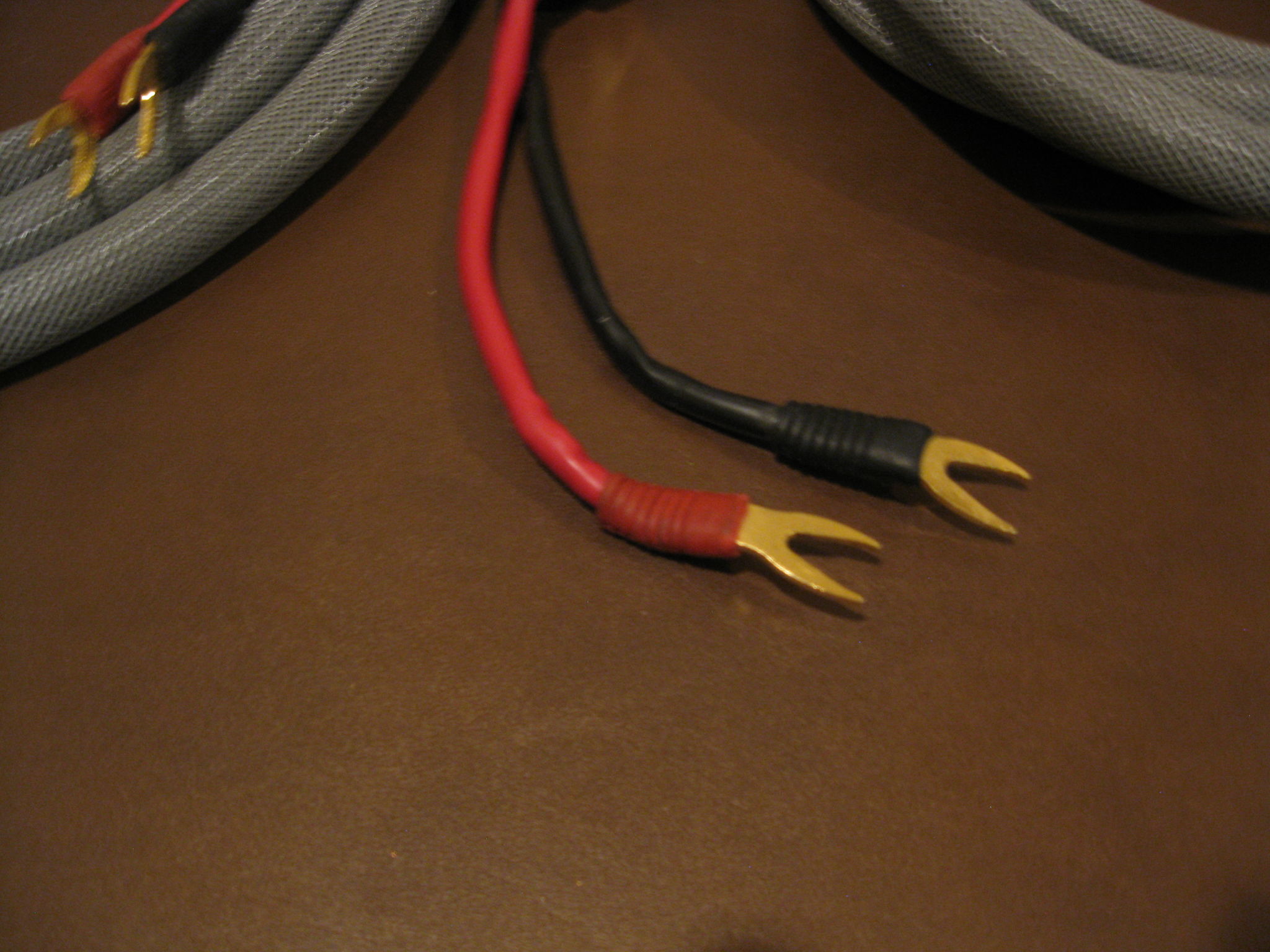 Monster Cable M 2.2s Speaker Cables with Case 3