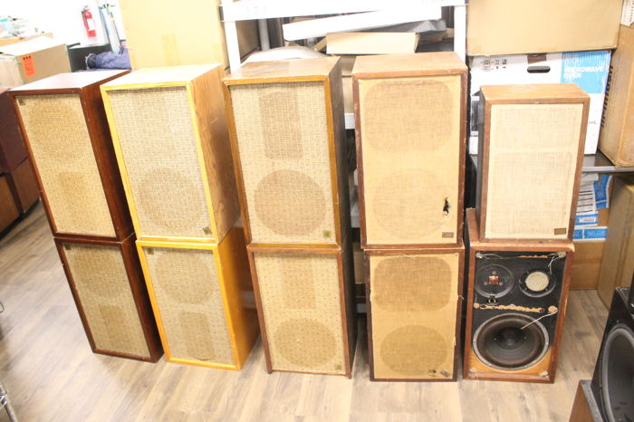 Lot of 11 AR Speakers - AR2 X 3 Pairs +1 piece, AR5 X 1...