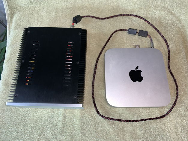 Apple Mac Mini Music server, streamer, fully loaded wit...