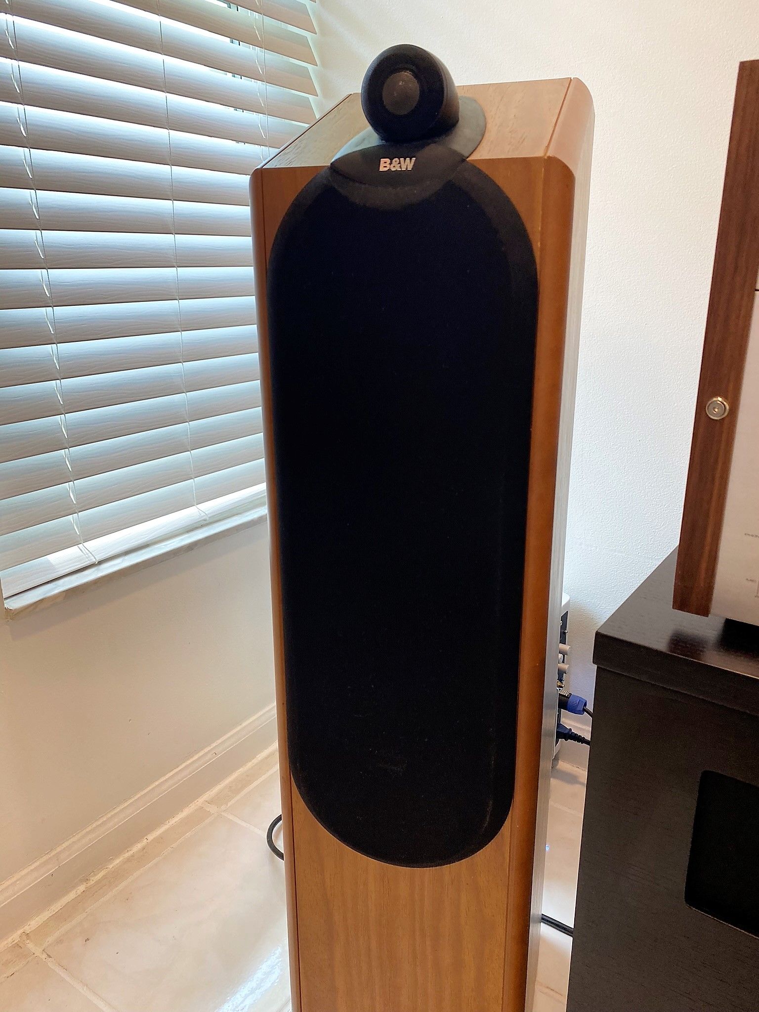 B&W (Bowers & Wilkins) CDM 7NT 15