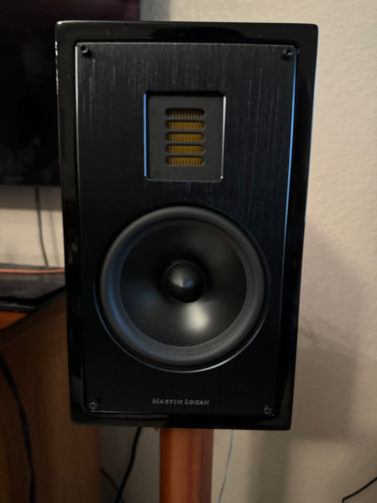 Martin Logan LX16 (pair) 8