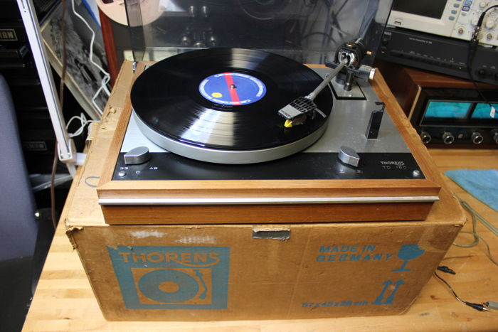 Thorens TD160 with Dust Cover in Original Box with Orig...