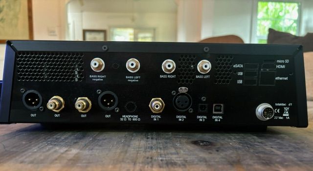 Totaldac D2 Duel  ,D1 Core DAC with Active Crossover 4