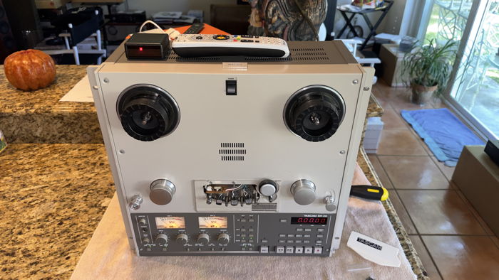 Tascam BR-20 Professional Mastering Reel to Reel Record...