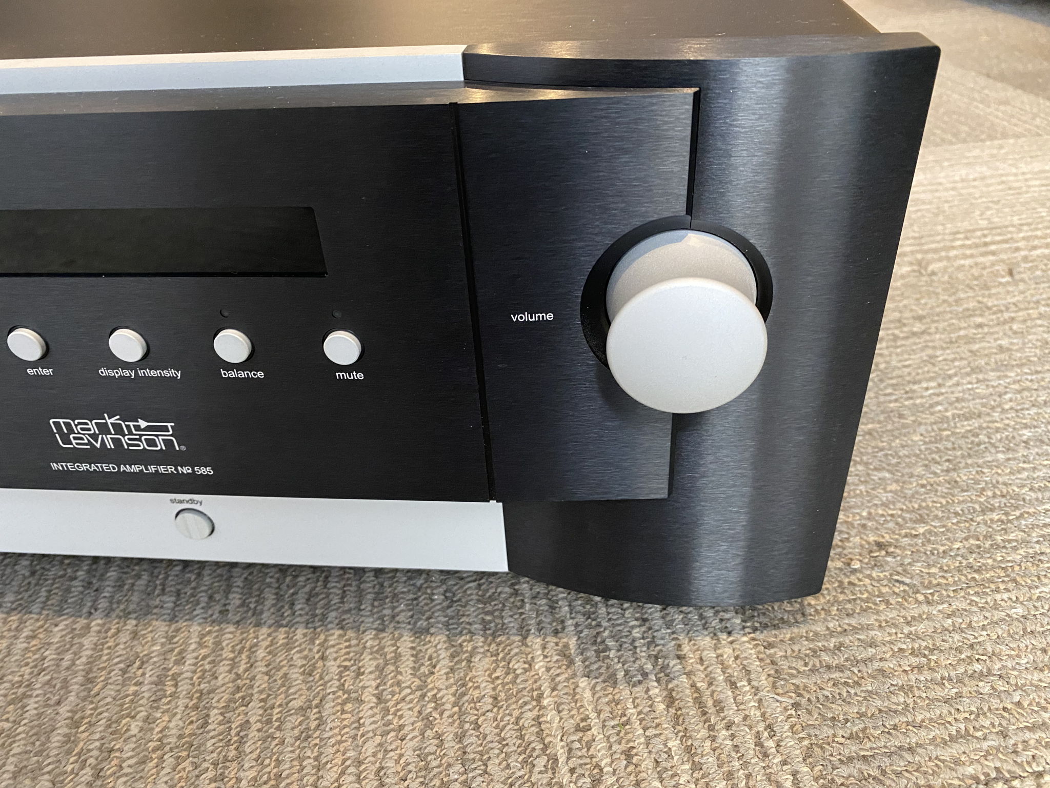 Mark Levinson No 585 Integrated Amplifier w/ Digital 4