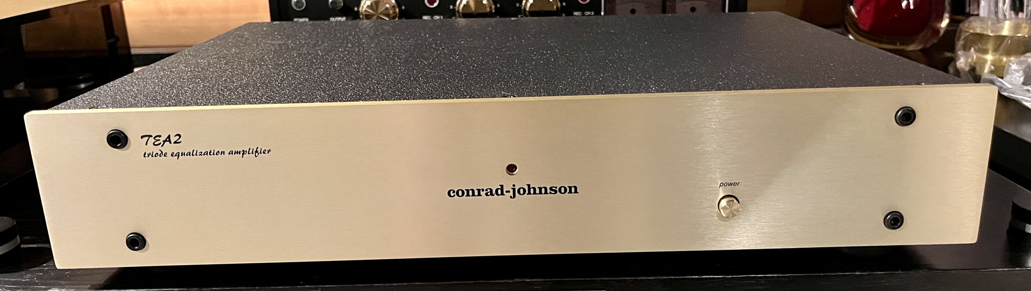 Conrad Johnson TEA2 High Gain Phono Preamp