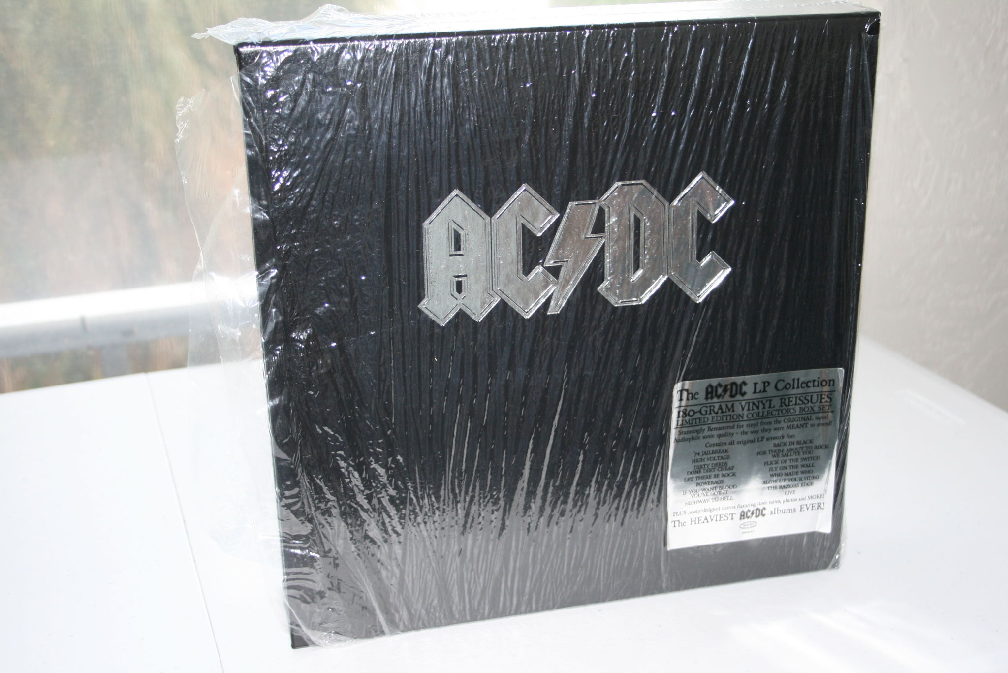 AC/DC - Used Limited Edition Collector's Box Set 15 LP's