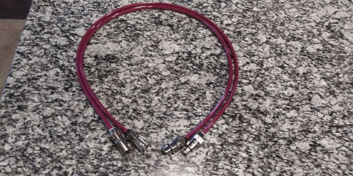 JPS Labs Superconductor 3 interconnects, 1m, XLR
