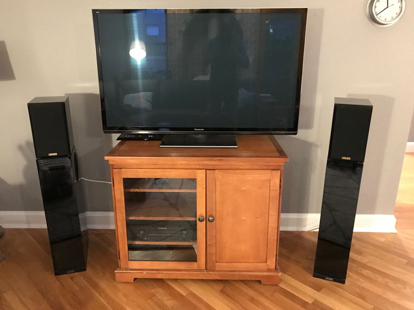 Usher Audio S-520 and SW-520 (bookshelf and subwoofer modules)