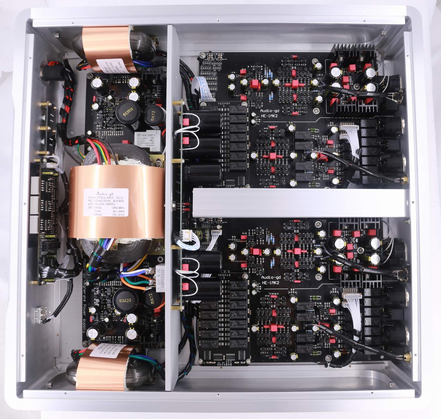 Audio GD HE-1 MK3 State of the Art preamp with superb v... 3