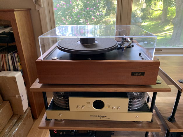 Merrill Replica Turntable with power supply and Ortofon...