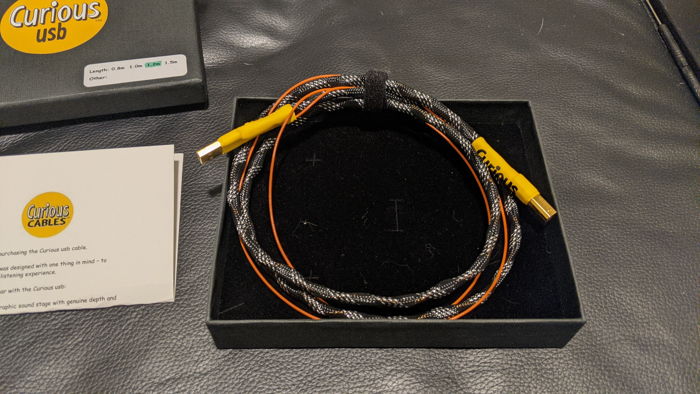 Curious Cables 1.2 meter USB