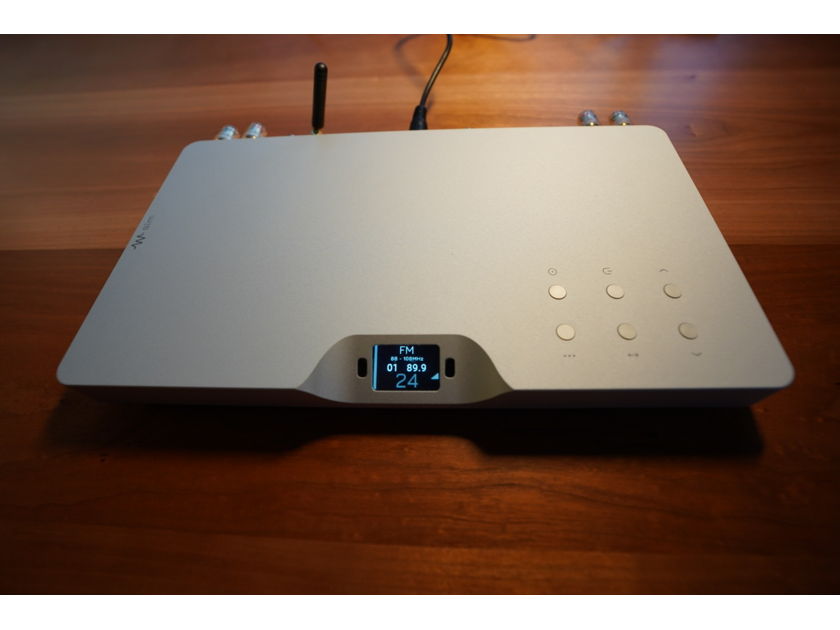 Waversa Systems Incorporated WSlim - All-in-One Digital Amplifier