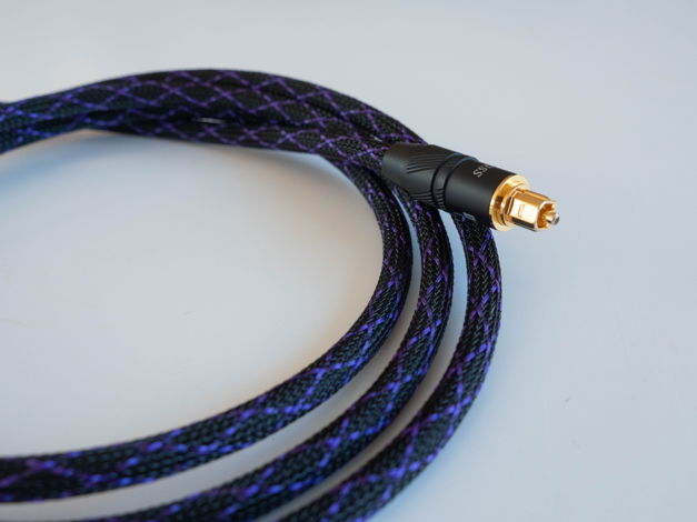 DH Labs Glass Master Toslink 1.5M Cable