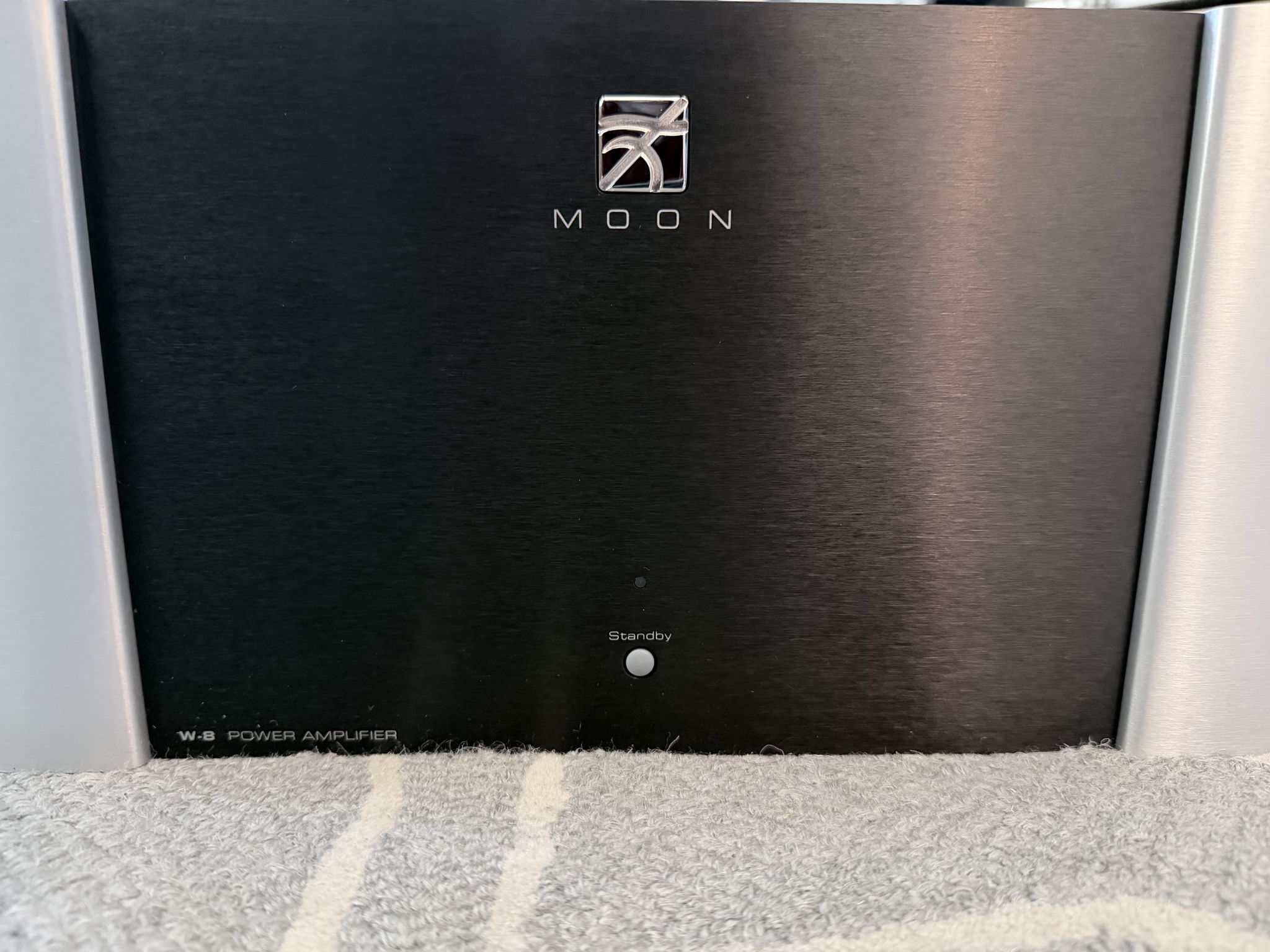 Moon Simaudio W-8 Power Amplifier (Mint) 2