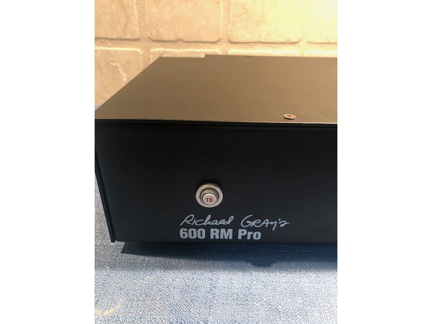 Richard Gray (RGPC) 600RM Pro with additional signal cable 20 AMP IEC power cord. Price Reduced!!!