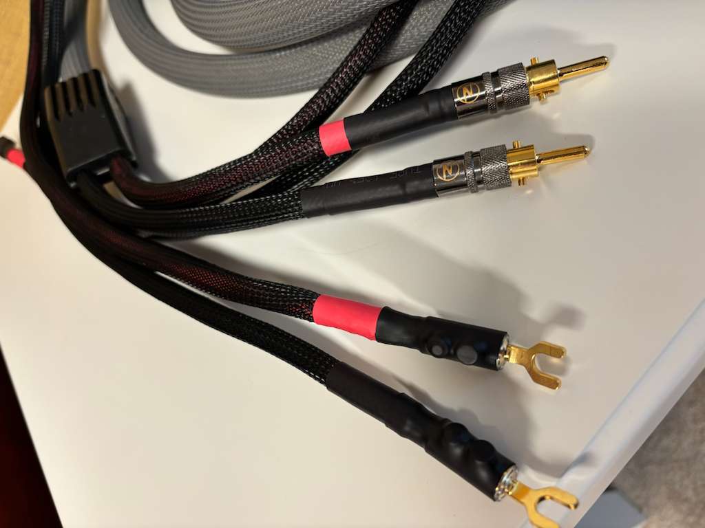 Spectral MH-770 Untralinear Reference II - Speaker Cable 6