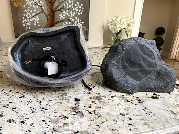 Two Episode ES DVC8 Outdoor Rock Speakers for sale