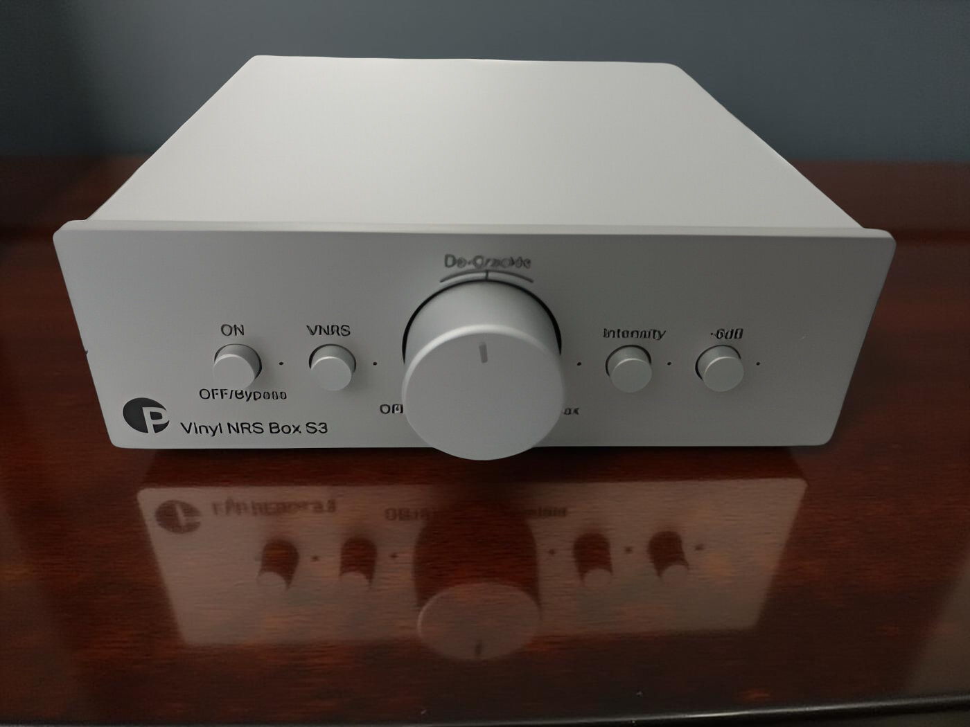 Pro-Ject Vinyl NRS Box S3 - Removes Noise From Vinyl LPs 3