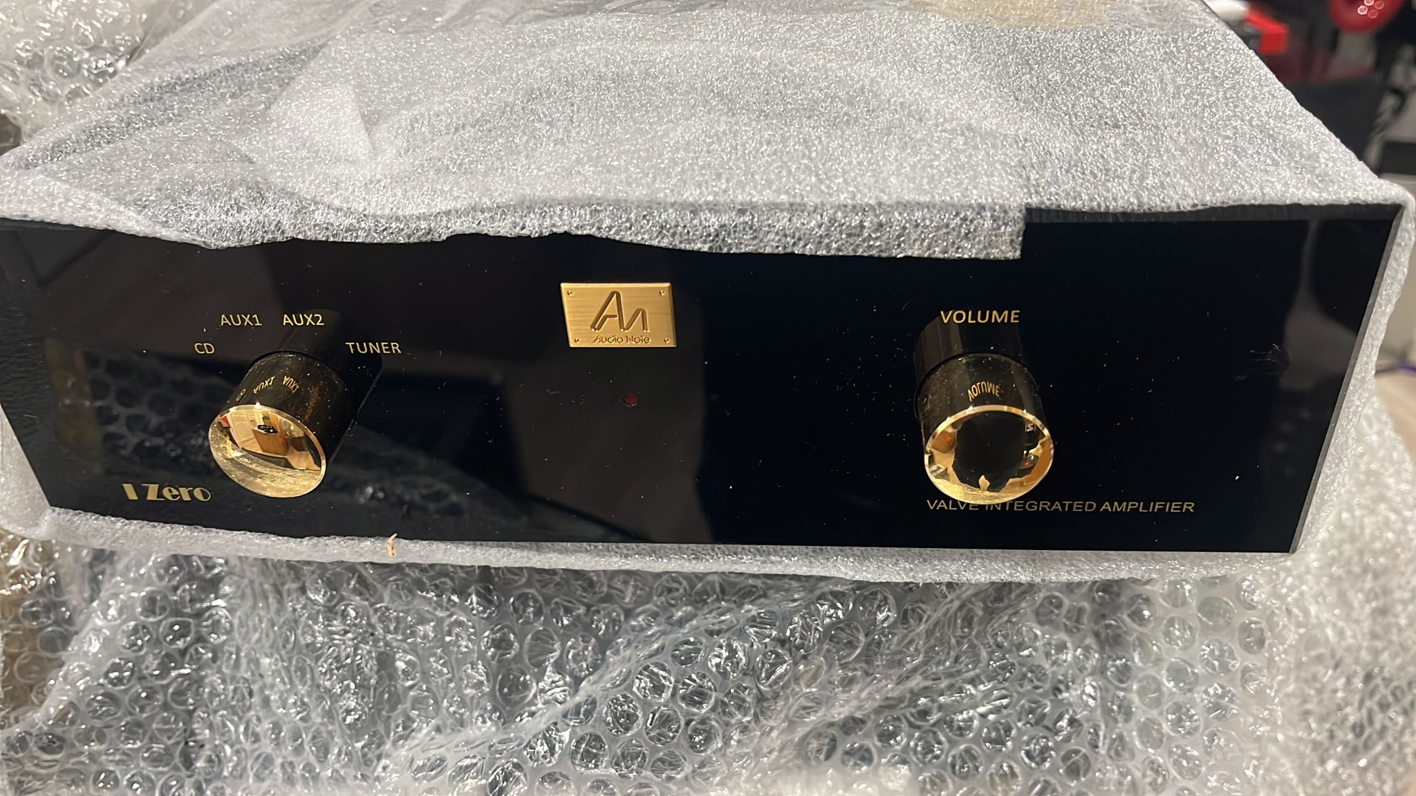 Audio Note (UK) iZero integrated amplifier