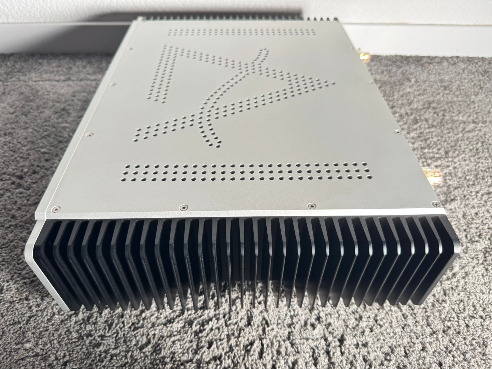 Leema Acoustics Hydra power amplifier in silver 6