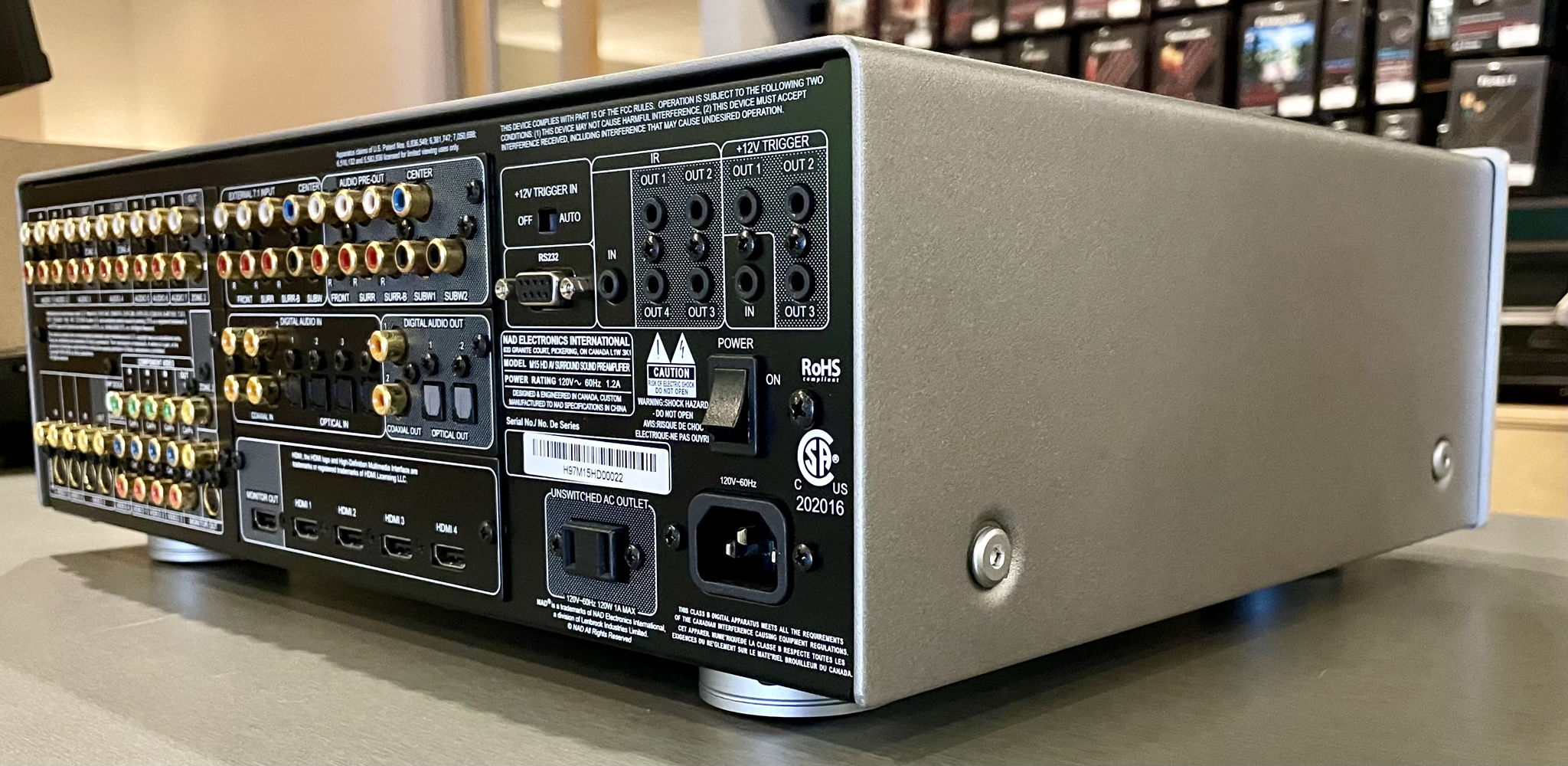 NAD M15 HD Surround Sound Preamplifier [Gen. 1] 6