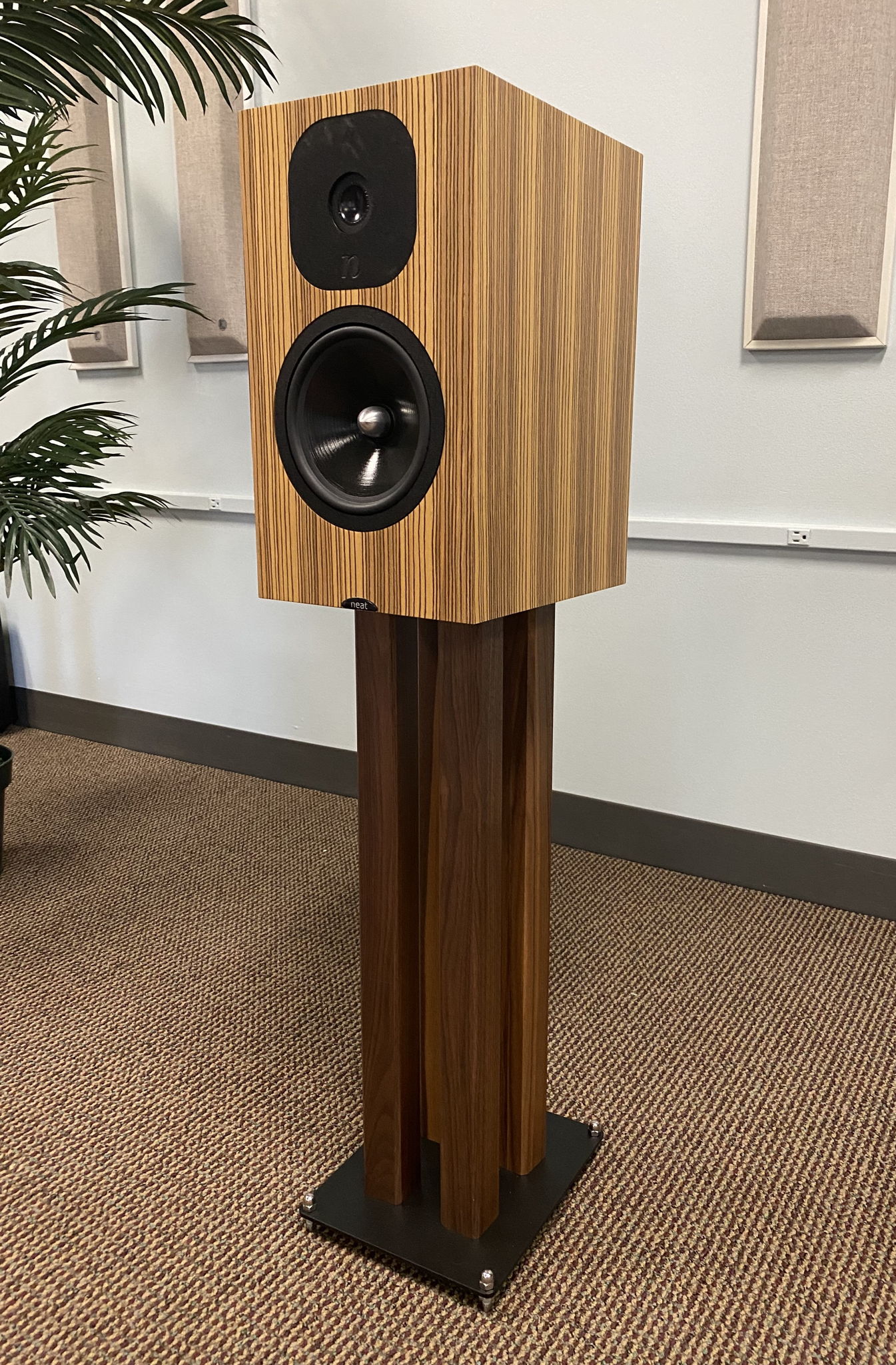 Neat Acoustics Momentum SX3i Speakers - Brand New, Seal... 6