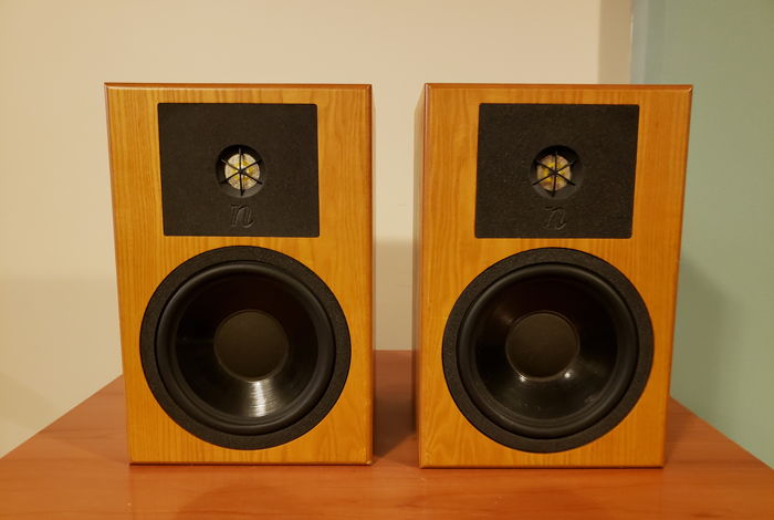 Neat Acoustics Petitie 3 Loudspeakers. Reduced Price.