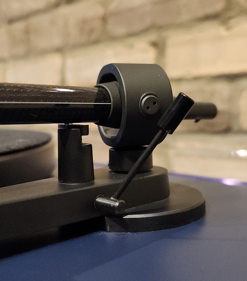 Pro-Ject Audio Systems Debut Carbon EVO - Satin Blue w/... 7