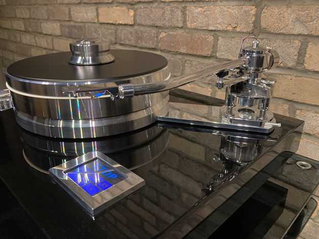 Pro-Ject Audio Systems Signature 12 - Flagship, Hi-End ...