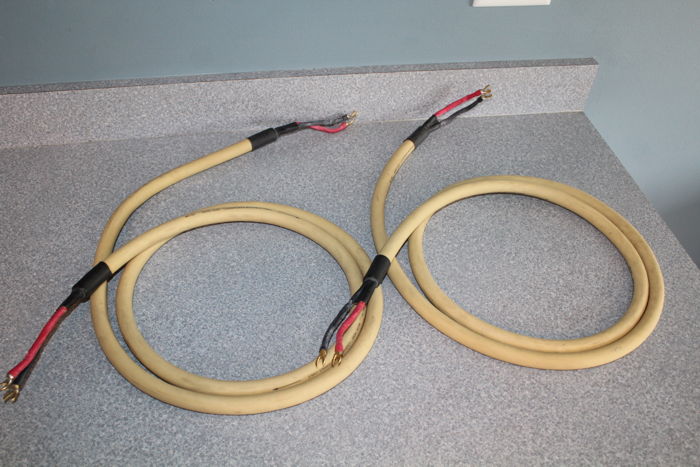 MIT MH-750 Music Hose 8ft speaker cable pair