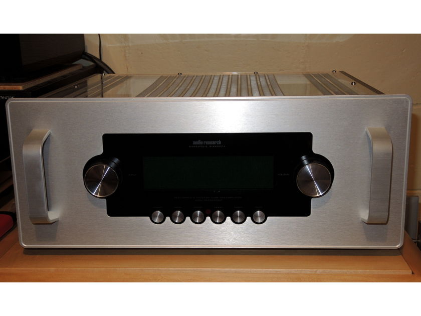 Audio Research Reference 6 linestage preamp in silver w/remote