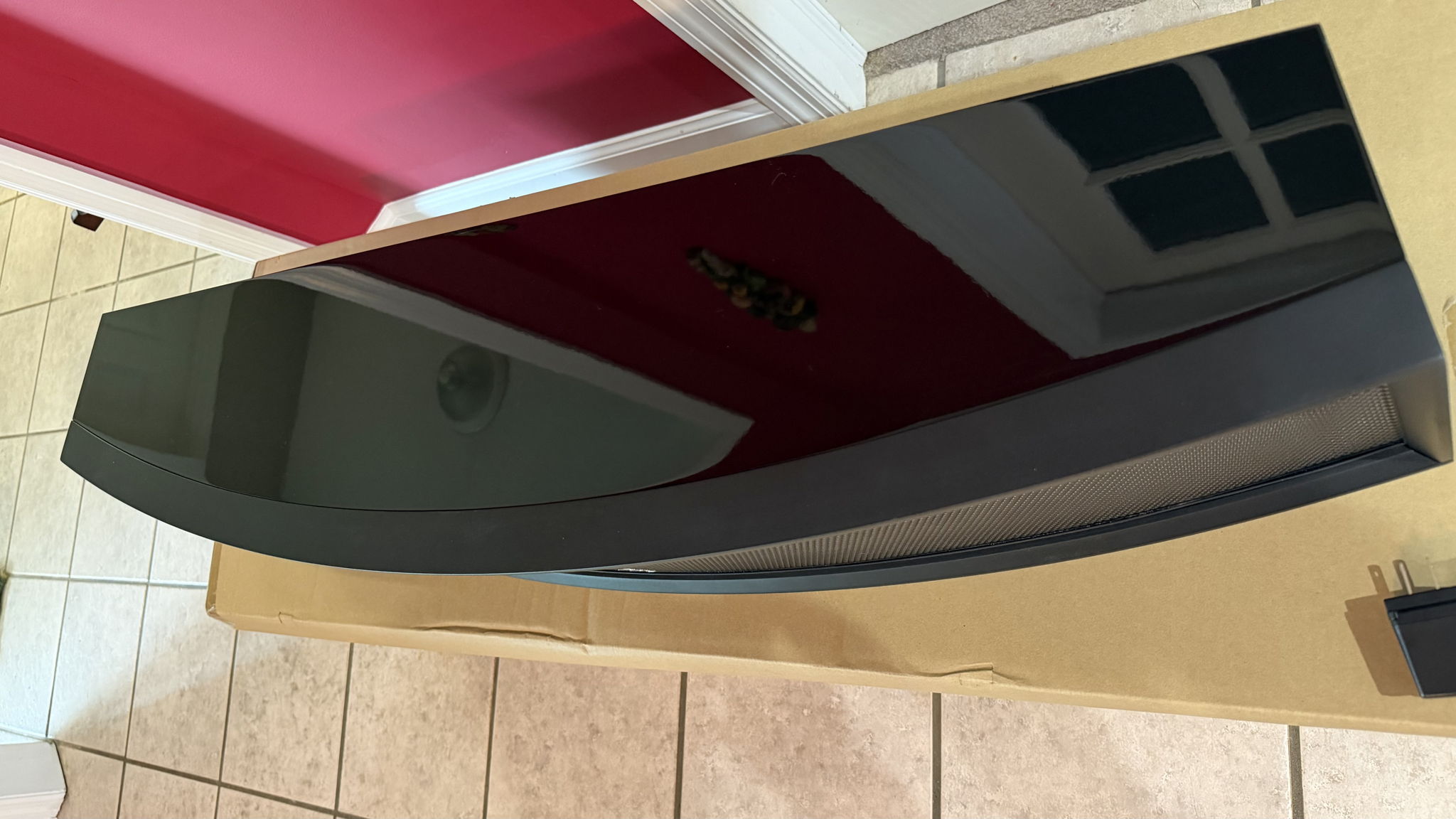 Martin Logan Focus ESL C18 Center Speaker - Gloss Black 6