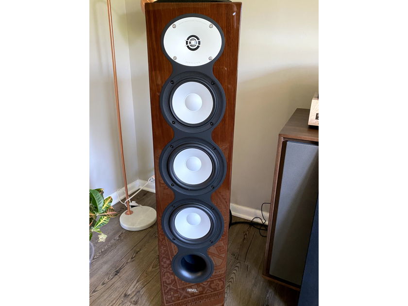 Revel Performa F226Be Gloss Walnut, 6 months old, perfect condition. Herbies threaded gliders included!