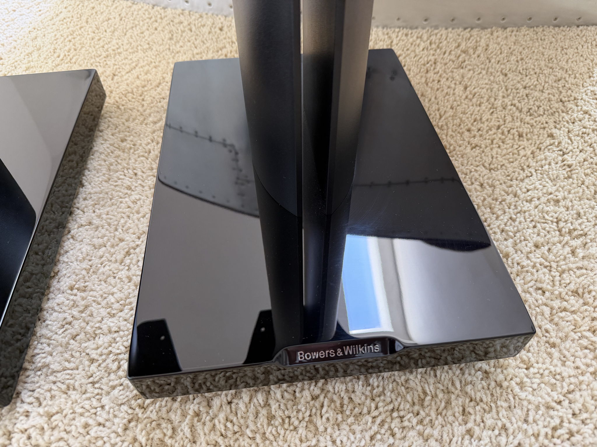 Bowers & Wilkins FS-805 D4 B&W 805 D4 Loudspeaker Stands 2