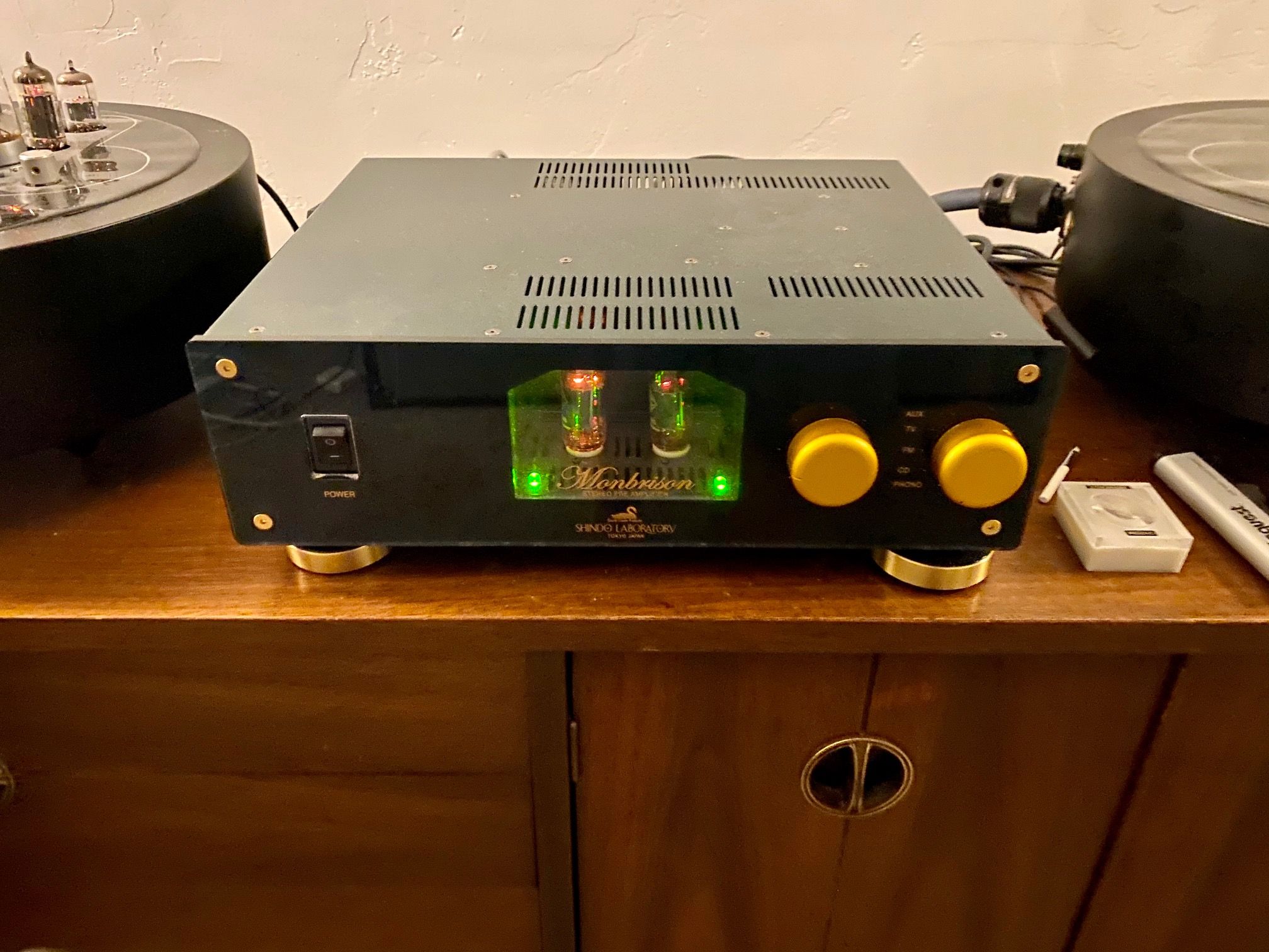 Shindo Monbrison tube amp.  Magical what it does to the sound.