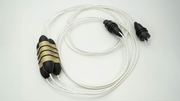 High Fidelity Cables  Orchestral Helix Power Cable 3 meter