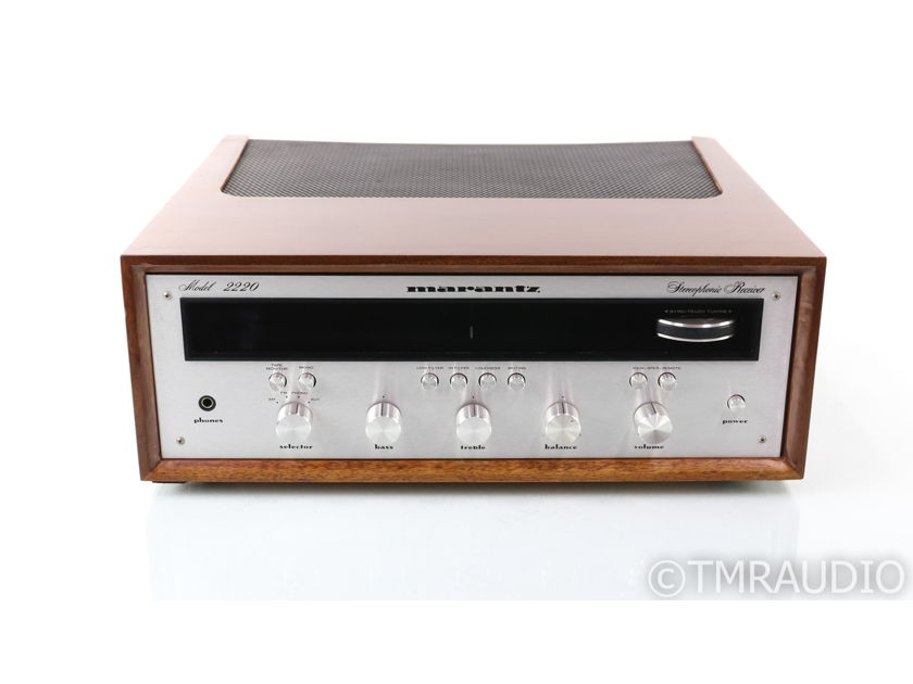 Marantz Model 2220c Vintage Stereo Receiver; Walnut Case; MM Phono (29046)