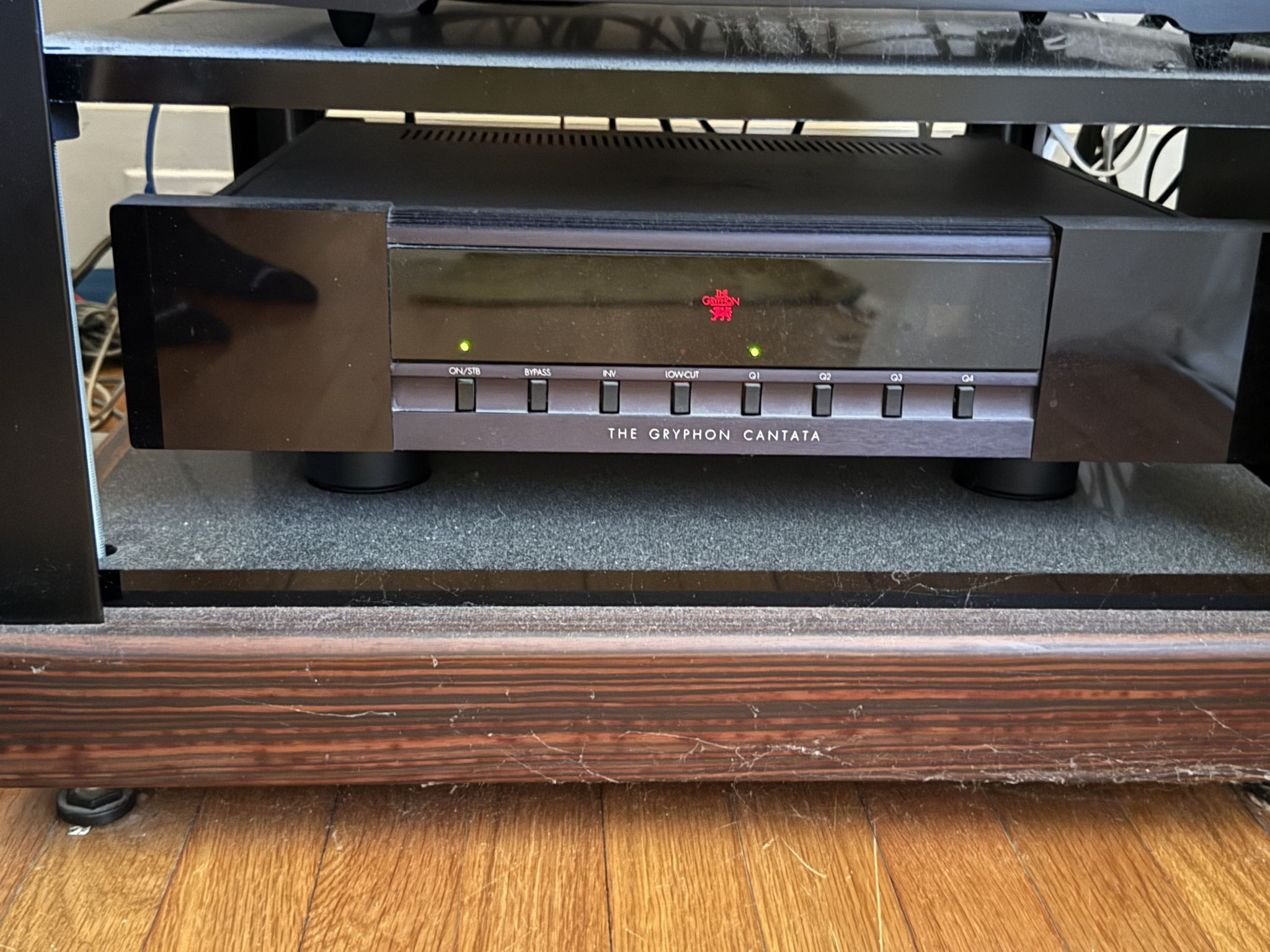 Gryphon Cantata Q controller