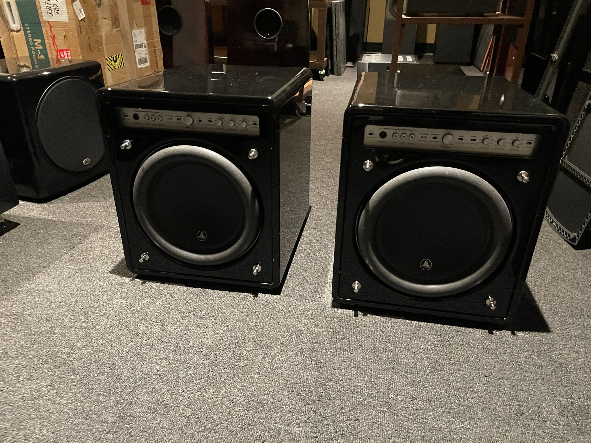 JL Audio F110v2 2