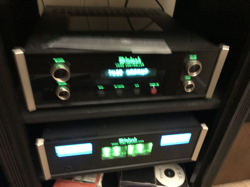 McIntosh  C500C & C500T: Phono Stage Tube Preamp Gorgeous System with Beautiful Sounds.220mohm output Impedance