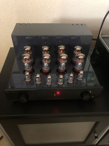 PrimaLuna Evo 400 Integrated Amp