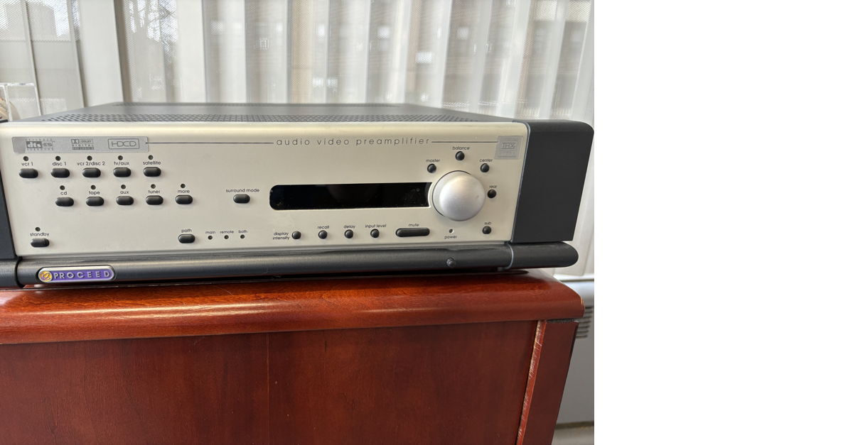 プリアンプ②【正規輸入品・100V】 AVP Madrigal Proceed