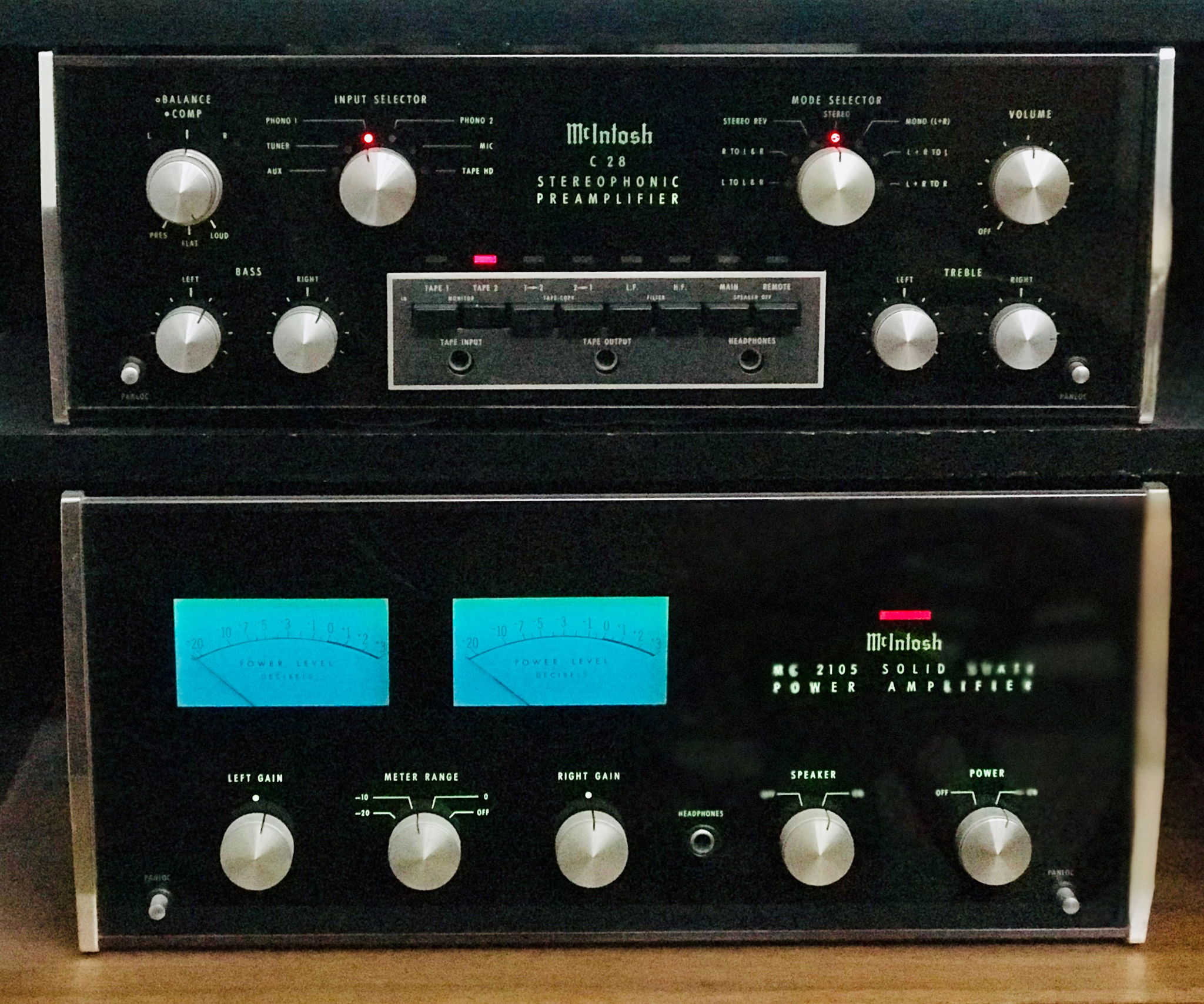 Perfectectly matched set, McIntosh C-28 and Mc-2105