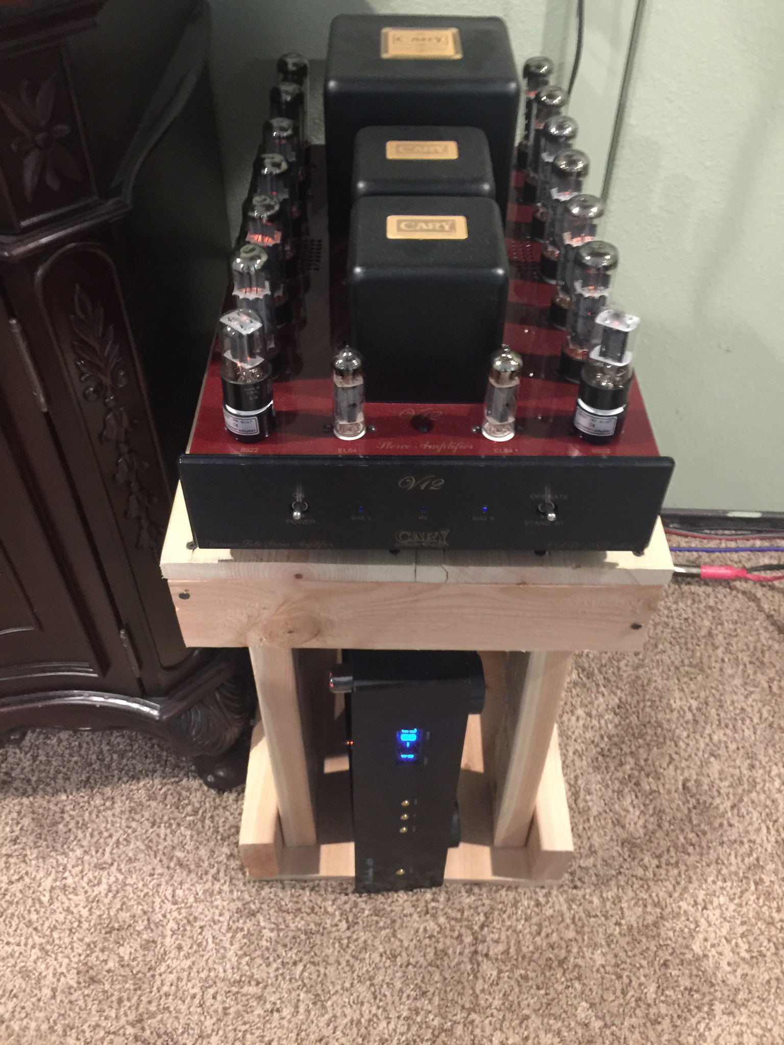 Custom DIY - pre & amp stand - mono pre & mono amp