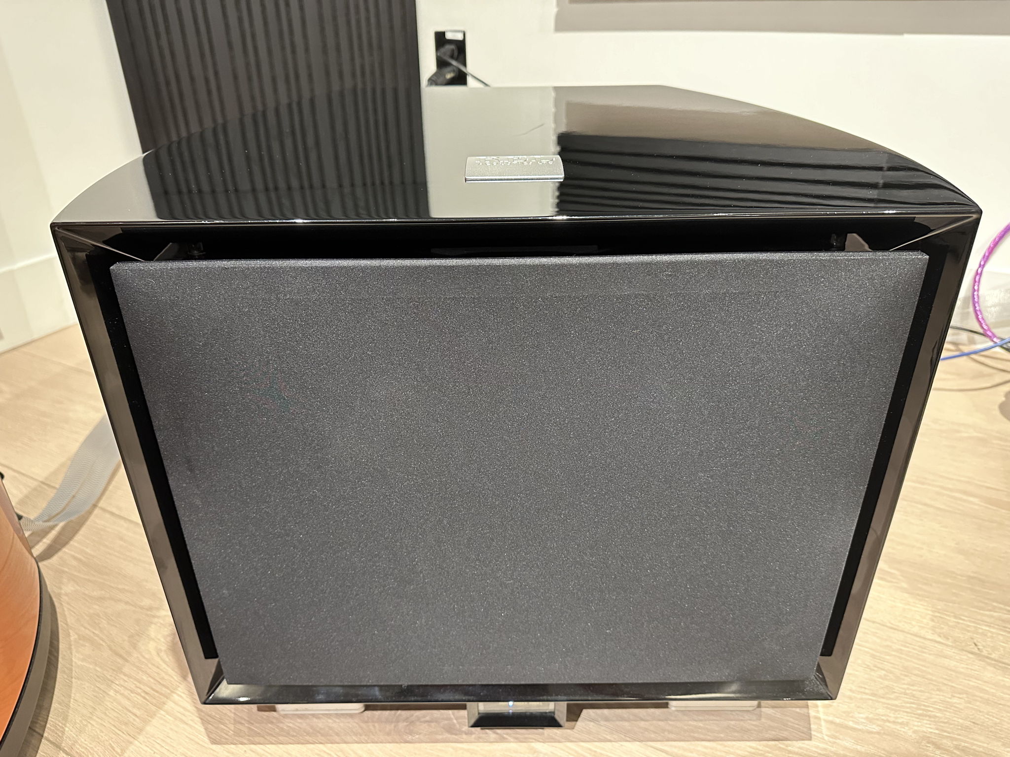 REL Acoustics G1 MK2 Reference Subwoofer w Grille Remot...