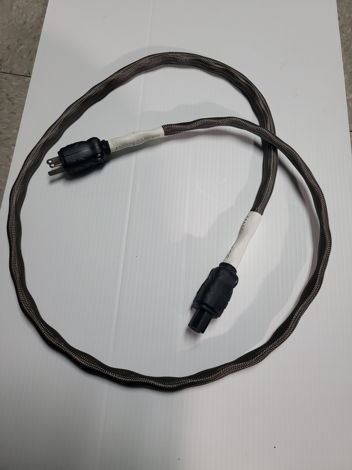 Amadi Cables . "  MONIC  "  cardas connectors 6ft.