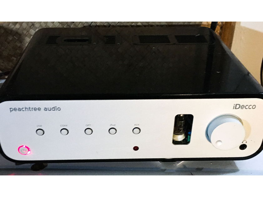 Peachtree iDecco (Original) Hybrid Integrated Amp with Built in DAC & Analog Inputs