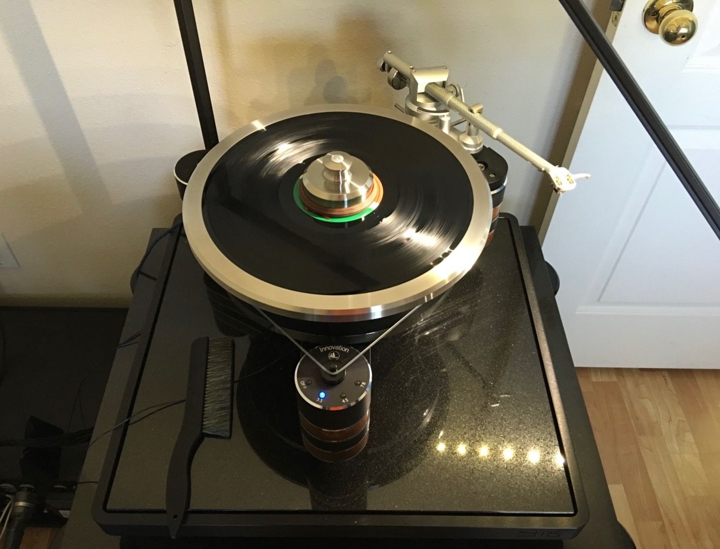 Clearaudio Innovation Wood