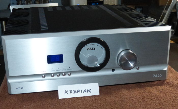 Pass Labs INT-60 Integrated Amp